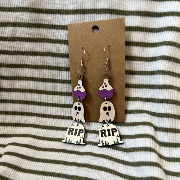 Purple and White Ghost Earrings - Picture 1 of 2